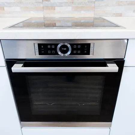 Design Penthouse - 4sz - 2baeder - Whirlpool - 2 Parkplaetze - Dachterrasse