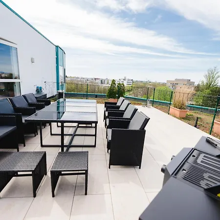 Design Penthouse - 4sz - 2baeder - Whirlpool - 2 Parkplaetze - Dachterrasse Apartamento Karlsruhe