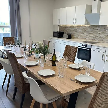 شقة Design Penthouse - 4sz - 2baeder - Whirlpool - 2 Parkplaetze - Dachterrasse *