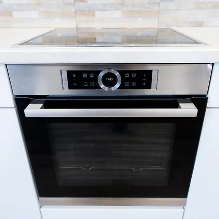 Design Penthouse - 4sz - 2baeder - Whirlpool - 2 Parkplaetze - Dachterrasse Apartment *